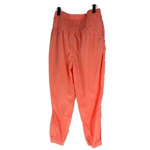salmon Free People parachute neon pants, M